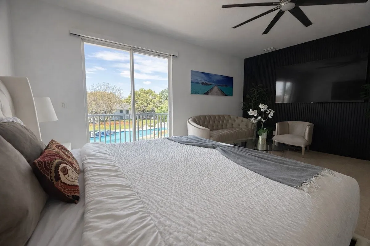 The Palm Luxury Home — photo 5