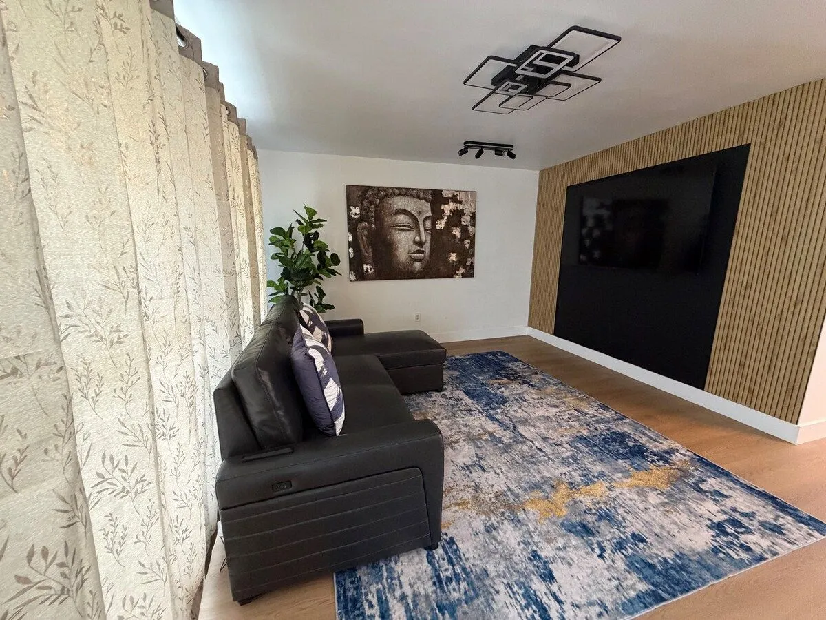 Sunrise House — photo 12