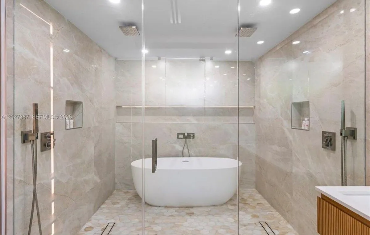 Luxury Pool Villa — photo 25