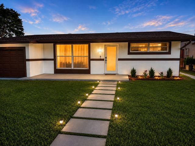 Sunrise House &mdash; photo 2