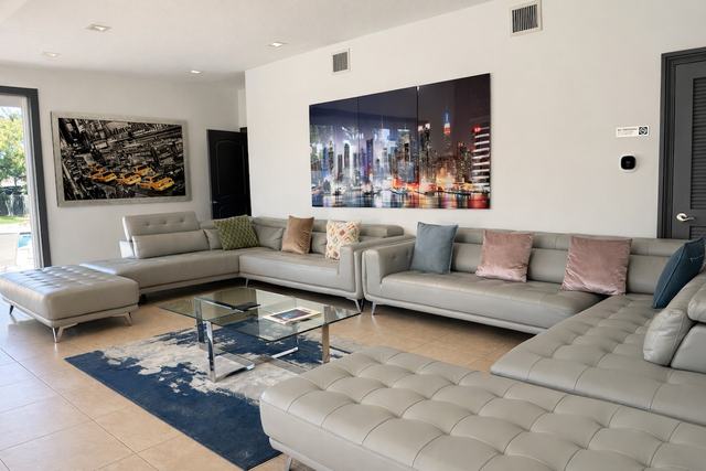 The Palm Luxury Home &mdash; photo 10