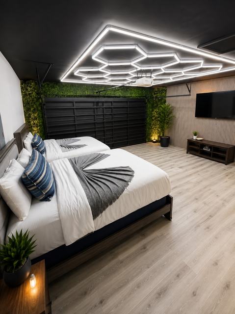 The Palm Luxury Home &mdash; photo 24